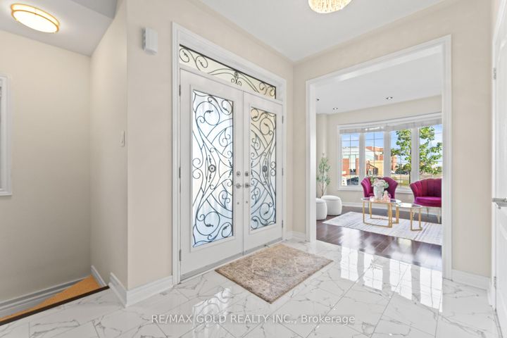 Photo 8 at 2 Helman Road, Wellington, Brampton