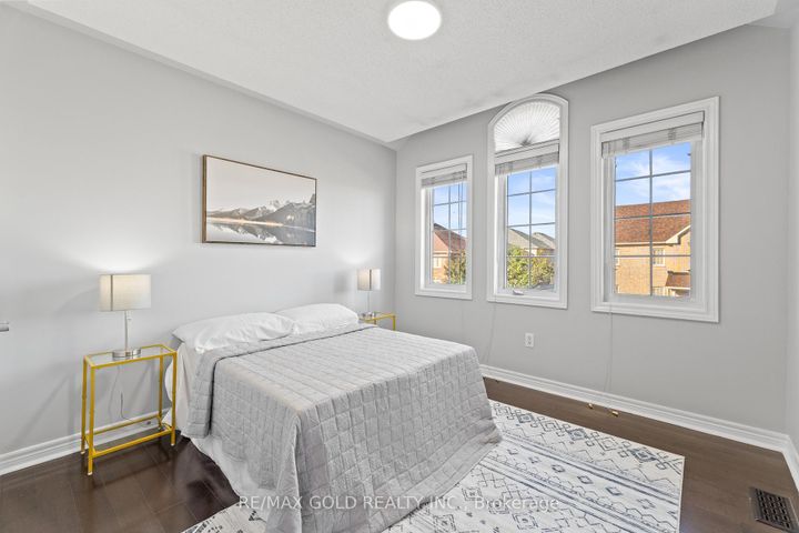 Photo 34 at 2 Helman Road, Wellington, Brampton