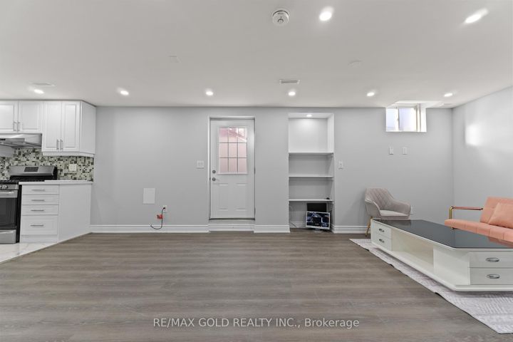 Photo 41 at 2 Helman Road, Wellington, Brampton