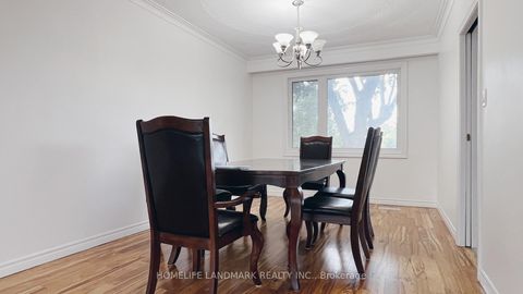 Photo 8 at 10 Silverview Drive, Newtonbrook East, Toronto