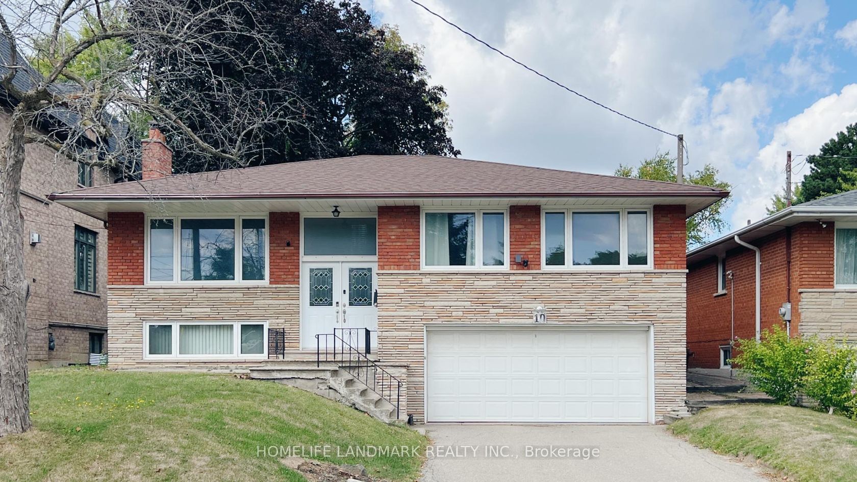 10 Silverview Drive, Newtonbrook East, Toronto 