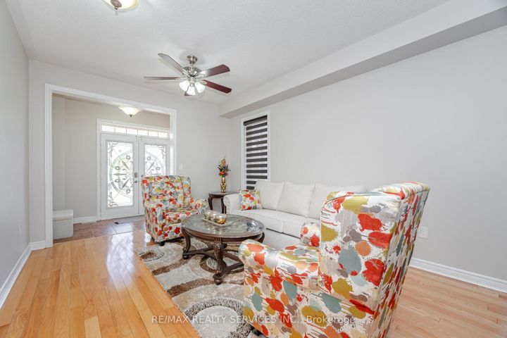 Photo 6 at 232 Sussexvale Drive, Wellington, Brampton