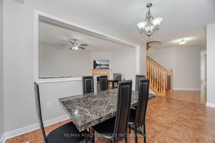 Photo 16 at 232 Sussexvale Drive, Wellington, Brampton