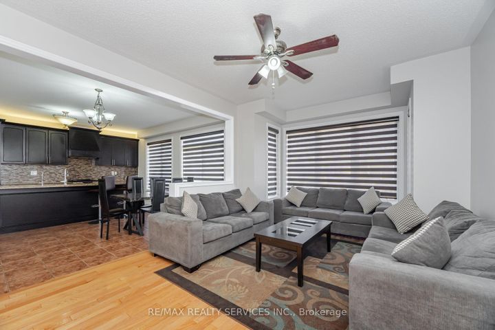 Photo 21 at 232 Sussexvale Drive, Wellington, Brampton
