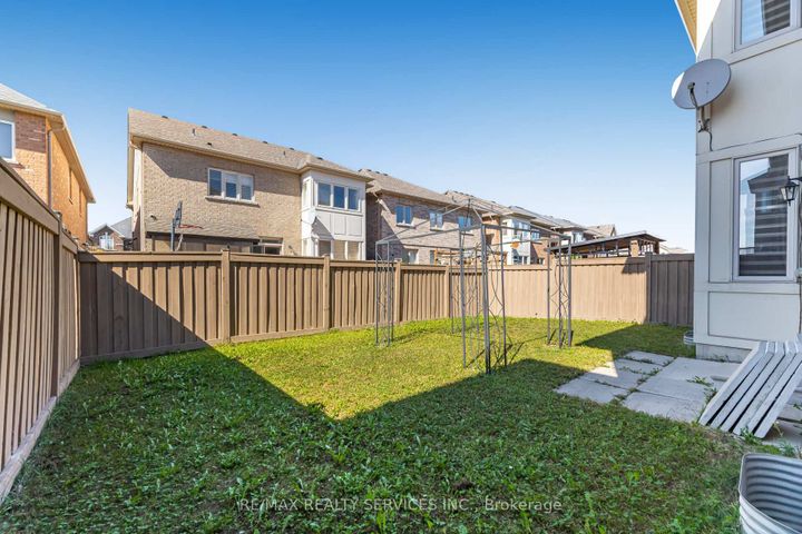 Photo 45 at 232 Sussexvale Drive, Wellington, Brampton