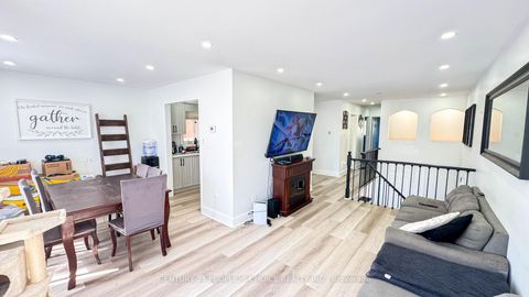 Photo 10 at 18 Ward Drive, Painswick North, Barrie