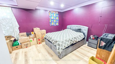 Photo 31 at 18 Ward Drive, Painswick North, Barrie