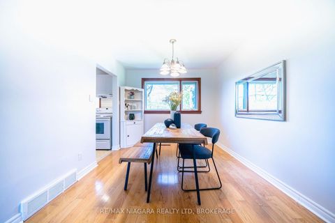 Photo 6 at 55 North Hills Terrace, Don Mills, Toronto