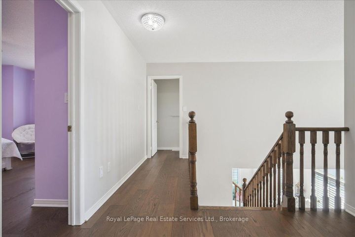 Photo 23 at 4737 Deforest Crescent, Alton, Burlington