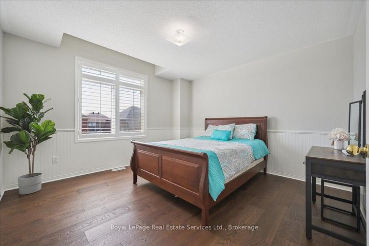 Photo 27 at 4737 Deforest Crescent, Alton, Burlington