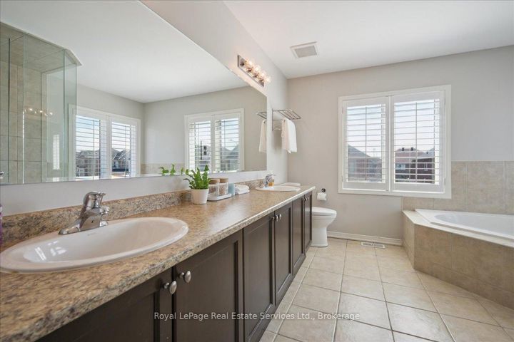 Photo 30 at 4737 Deforest Crescent, Alton, Burlington