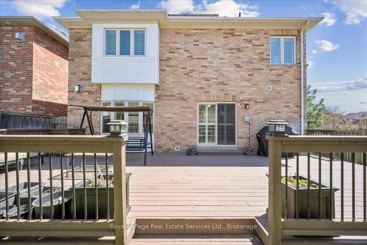 Photo 40 at 4737 Deforest Crescent, Alton, Burlington