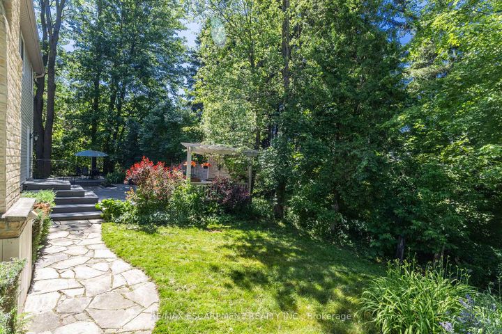 Photo 27 at 2629 Side Road 2, Rural Burlington, Burlington
