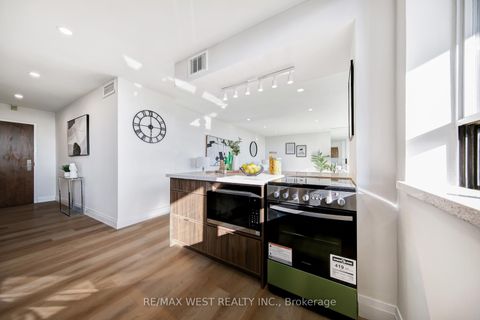 Photo 11 at 1202 - 914 Yonge Street, Annex, Toronto