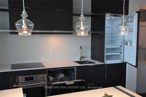 Photo 2 at 4811 - 197 Yonge Street W, Yonge Corridor, Toronto Photo 2 at 4811 - 197 Yonge Street W, Yonge Corridor, Toronto