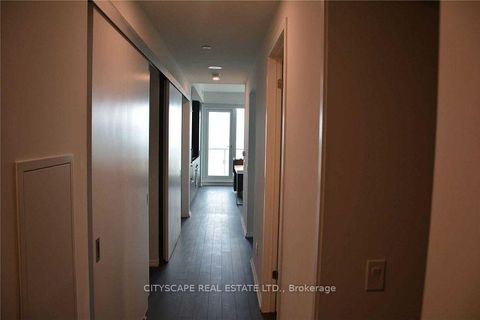 Photo 4 at 4811 - 197 Yonge Street W, Yonge Corridor, Toronto