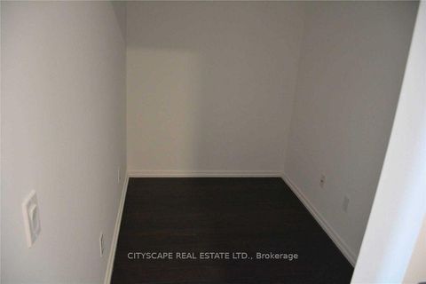 Photo 5 at 4811 - 197 Yonge Street W, Yonge Corridor, Toronto Photo 5 at 4811 - 197 Yonge Street W, Yonge Corridor, Toronto