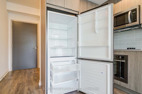 Photo 14 at 2104 - 32 Forest Manor Road, Henry Farm, Toronto