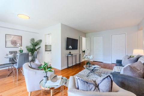 Photo 11 at 315 - 177 Linus Road, Don Valley Village, Toronto