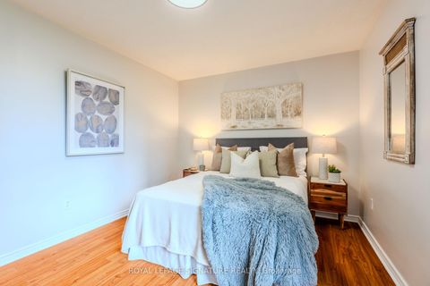 Photo 16 at 315 - 177 Linus Road, Don Valley Village, Toronto