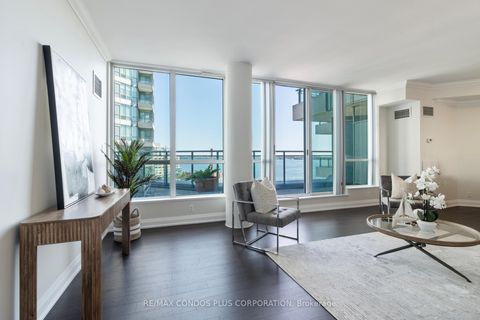 Photo 11 at 1215 - 230 Queens Quay W, Waterfront Communities C1, Toronto