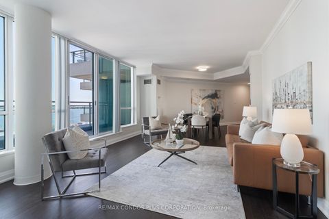 Photo 12 at 1215 - 230 Queens Quay W, Waterfront Communities C1, Toronto