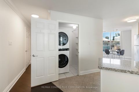 Photo 28 at 1215 - 230 Queens Quay W, Waterfront Communities C1, Toronto