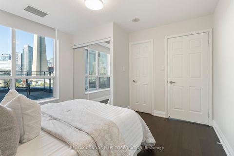 Photo 39 at 1215 - 230 Queens Quay W, Waterfront Communities C1, Toronto
