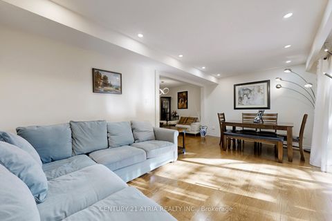 Photo 11 at 44 Song Meadoway, Hillcrest Village, Toronto
