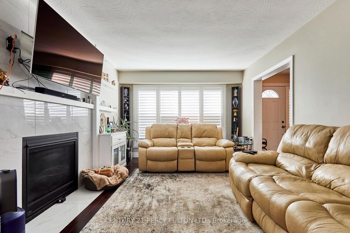 Photo 8 at 1349 Somerville Street N, Taunton, Oshawa