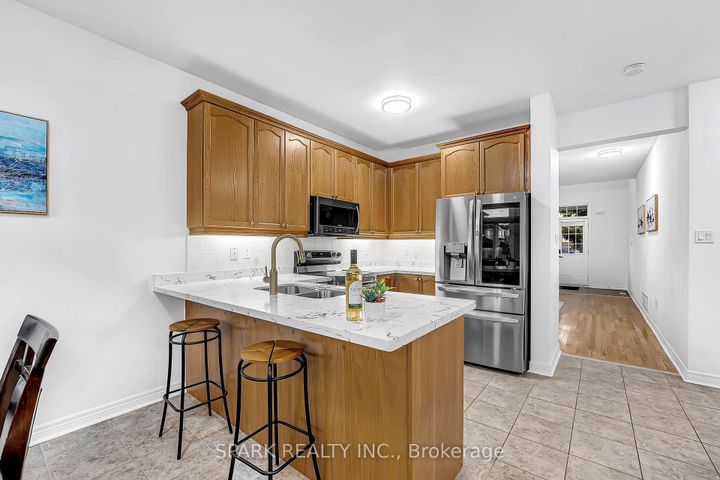 Photo 7 at 52 Watsonbrook Drive, Wellington, Brampton