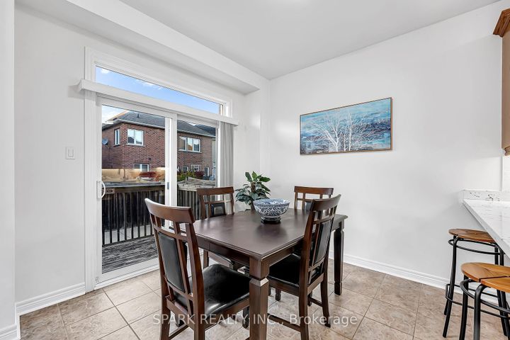 Photo 8 at 52 Watsonbrook Drive, Wellington, Brampton