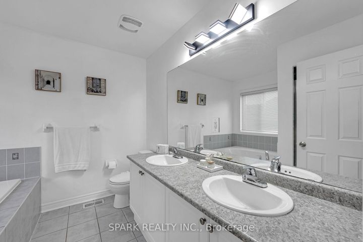 Photo 17 at 52 Watsonbrook Drive, Wellington, Brampton