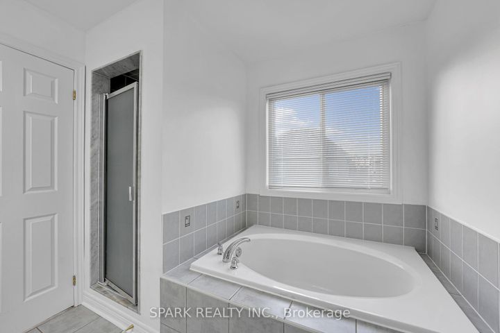 Photo 18 at 52 Watsonbrook Drive, Wellington, Brampton