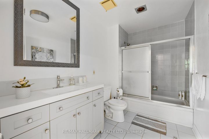 Photo 11 at 73 Forest Grove Drive, Bayview Village, Toronto