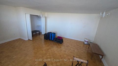 Photo 12 at 921 - 3460 Keele Street W, York University Heights, Toronto