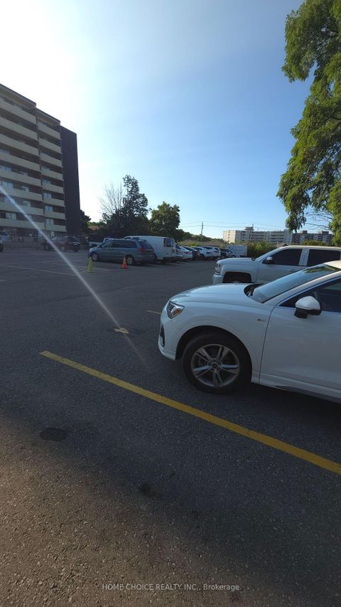 Photo 38 at 921 - 3460 Keele Street W, York University Heights, Toronto Photo 38 at 921 - 3460 Keele Street W, York University Heights, Toronto