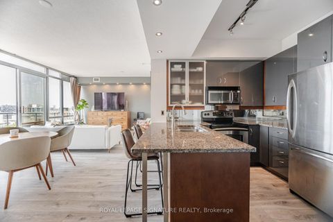Photo 1 at 1405 - 438 King Street W, Waterfront Communities C1, Toronto