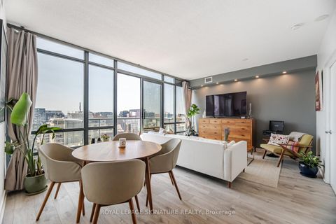 Photo 5 at 1405 - 438 King Street W, Waterfront Communities C1, Toronto