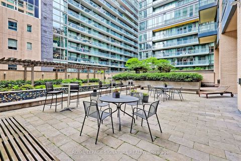 Photo 21 at 1405 - 438 King Street W, Waterfront Communities C1, Toronto