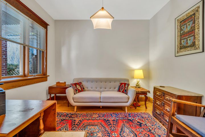 Photo 4 at 154 Amelia Street, South St. James Town, Toronto