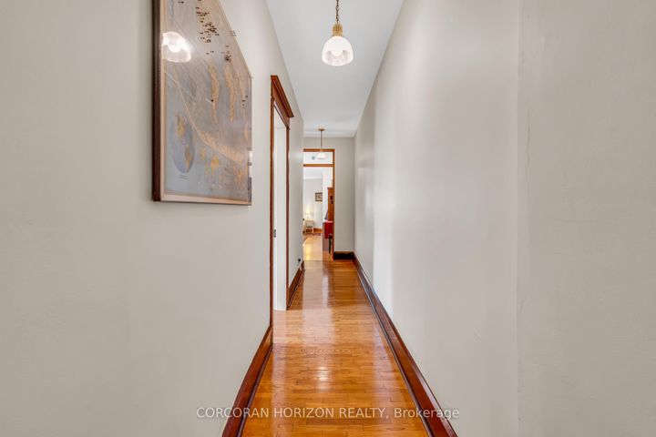 Photo 18 at 154 Amelia Street, South St. James Town, Toronto