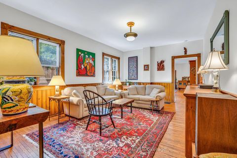 Photo 7 at 154 Amelia Street, South St. James Town, Toronto Photo 7 at 154 Amelia Street, South St. James Town, Toronto