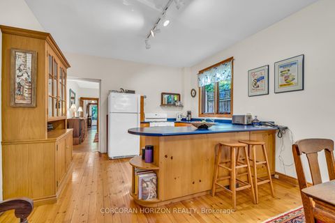 Photo 14 at 154 Amelia Street, South St. James Town, Toronto