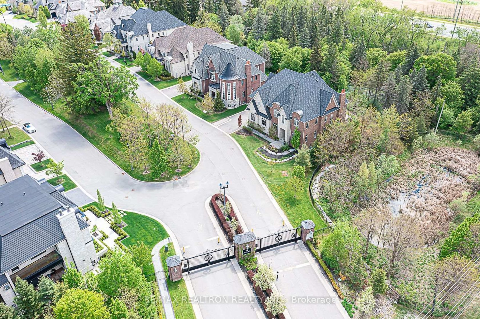 15 Davina Circle, Aurora Estates, Aurora 