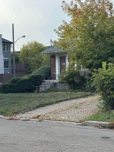 Photo 3 at 170 Haddington Avenue, Nortown, Toronto