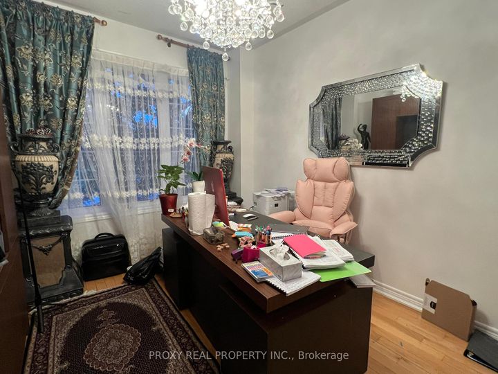 Photo 7 at 193 Selwyn Road, Jefferson, Richmond Hill