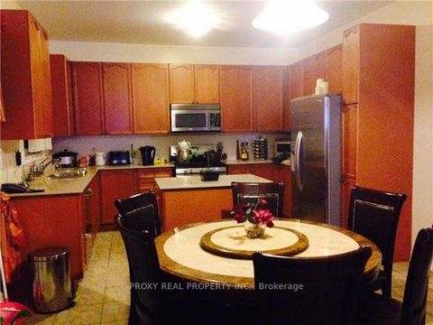 Photo 13 at 193 Selwyn Road, Jefferson, Richmond Hill