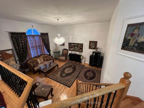 Photo 16 at 193 Selwyn Road, Jefferson, Richmond Hill