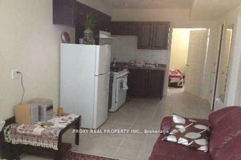 Photo 34 at 193 Selwyn Road, Jefferson, Richmond Hill